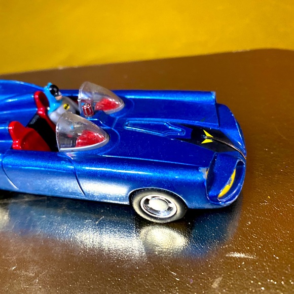 BATMAN 1960 BAT MOBILE CORGI CAR DC COMICS DIE CAST BLUE CAR BMBV1 & BATMAN 4.5” - Picture 5 of 14